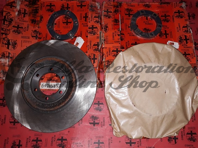 Alfasud/Sprint Front Disk Brakes Set (Inboard Brakes/6 Holes)