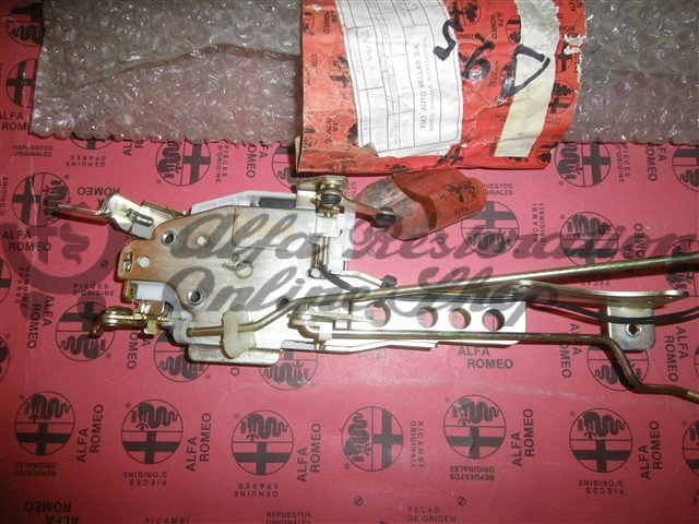Alfa 75/Milano Front Left Door Locking Mechanism