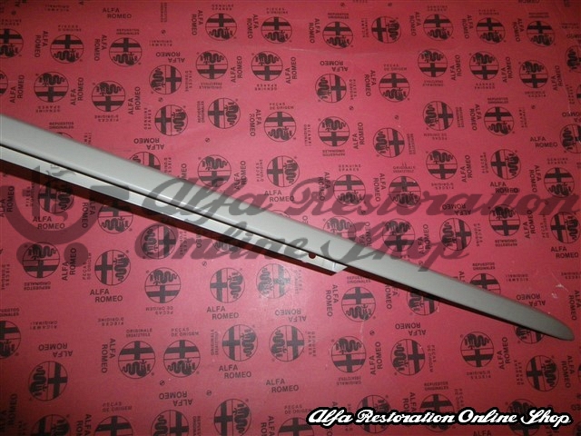 Alfa 33 907 Series Right Roof Drain