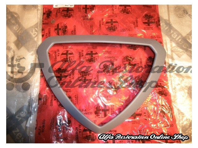 Alfa 155 Radiator Grille Scudetto (Predisposed for Painting)