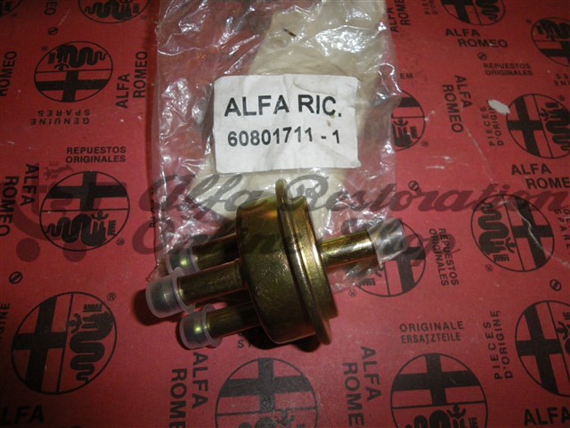 Alfa 164 2.0 TS/2.0 V6 TB/3.0 V6 12V Fuel Vapor Segregator (Series 1)