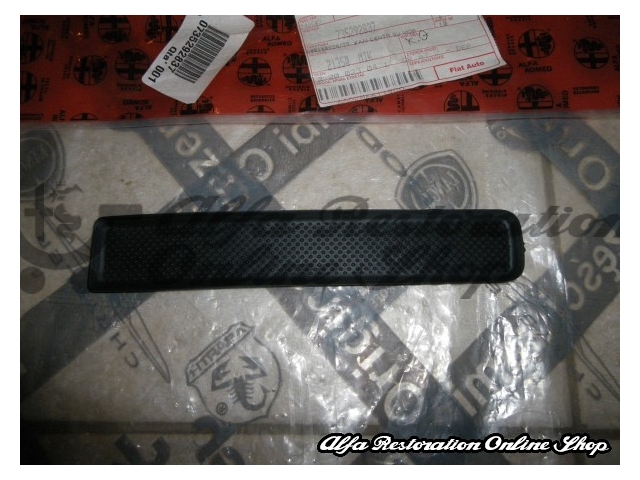 Alfa 147 Center Console Rectangular Pocket Rubber Pad