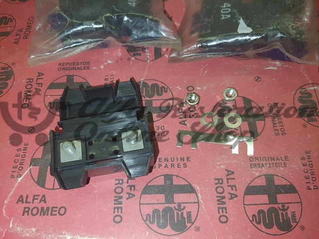 Alfa 164 All Models Electrical Connections Junction Box/Fusebox