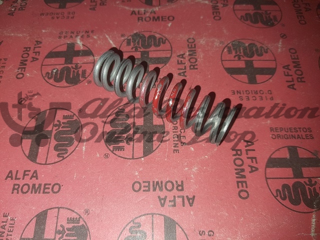 Alfa 145/146/155/156/GTV/Spider Clutch Pedal Spring