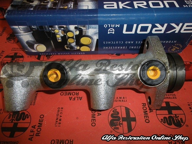 Alfa 33/Alfasud/Sprint Akron/MALO Brakes Master Cylinder (ID 20.6 mm) (3 ports with Front Facing Vertical Port)