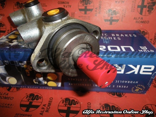 Alfa 33/Alfasud/Sprint Akron/MALO Brakes Master Cylinder (ID 20.6 mm) (3 ports with Front Facing Vertical Port)