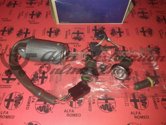 Alfa 33 905 Series/Alfa 75 Ignition Lock Switch/Door/Fuel Cap Lock Set with Keys