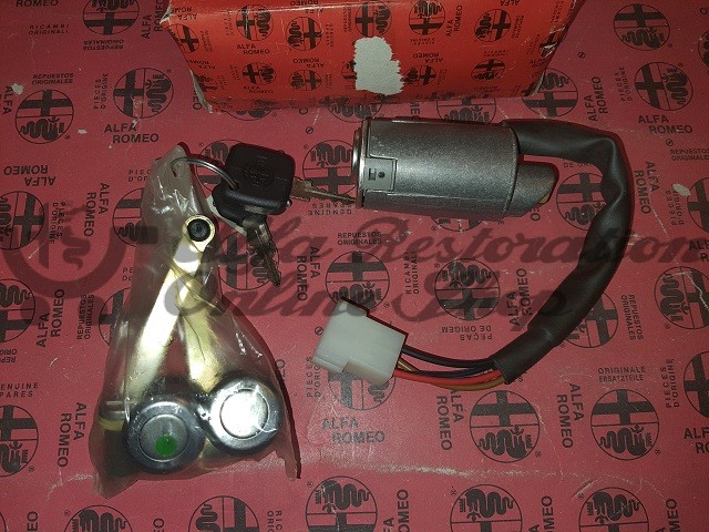 Alfa 33 907 Series Ignition Lock Switch with Luminous Key & Lock Barrels